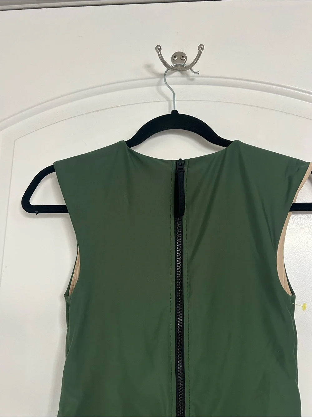 Summersalt The Surf One-Piece Swimsuit in Olive & Sea Urchin size 6 beach chic
